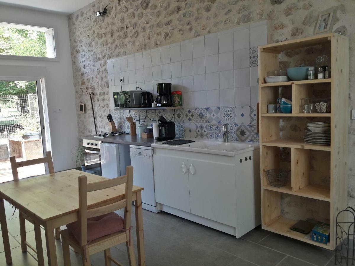 Bed and Breakfast La Marelle Avrillé-les-Ponceaux Zewnętrze zdjęcie